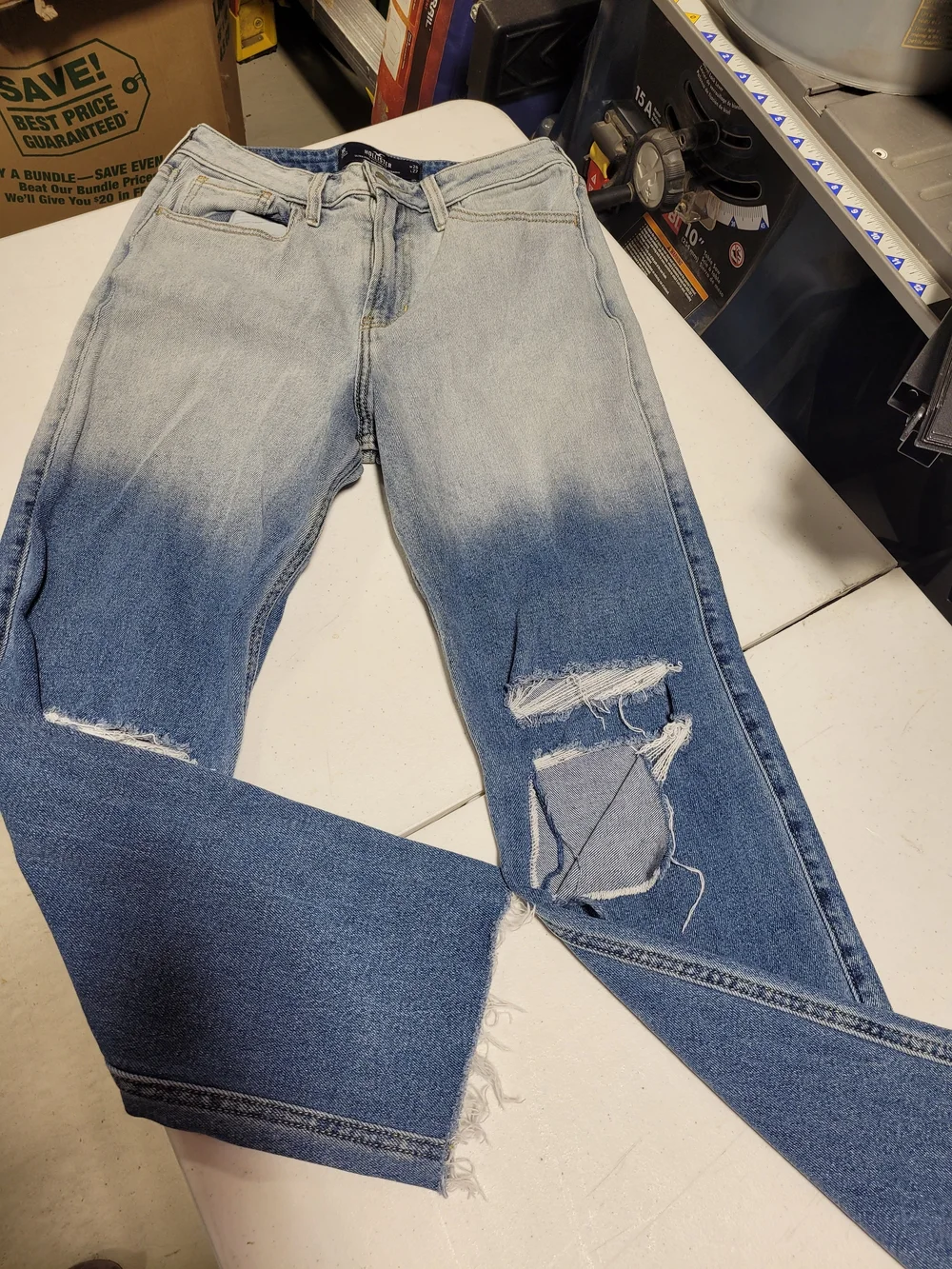 Hollister Light Blue Vintage High-Rise Straight Jeans - Picture 1 of 4